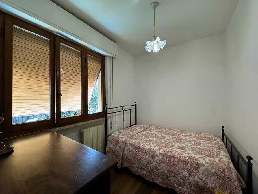 Immagine 11 di Porzione di casa in affitto  a Seravezza