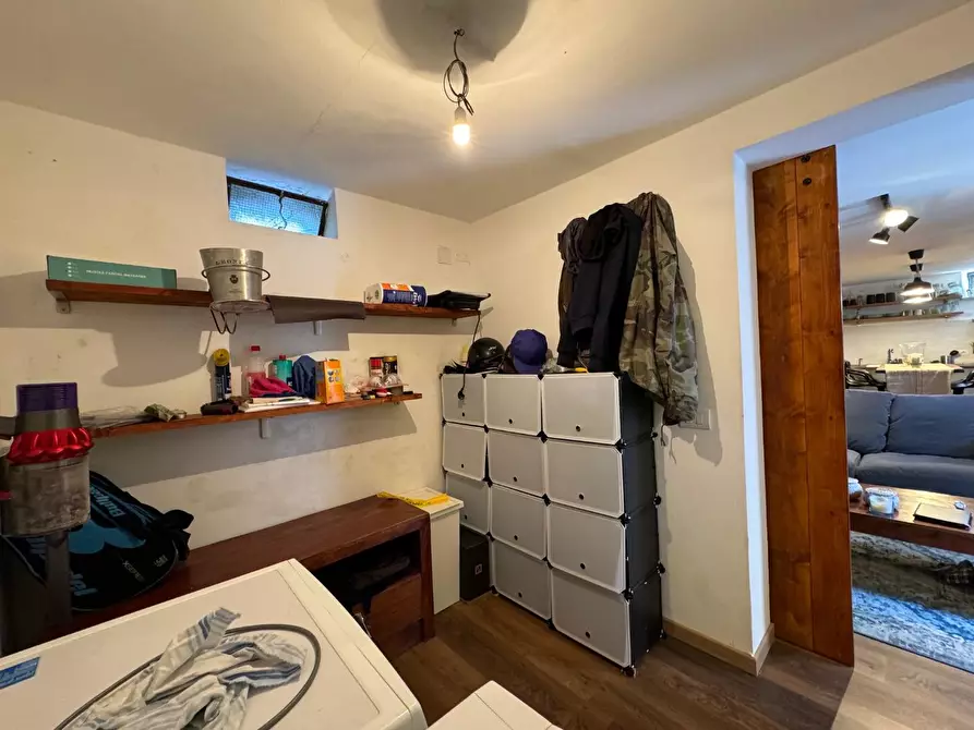 Immagine 6 di Porzione di casa in affitto  a Seravezza