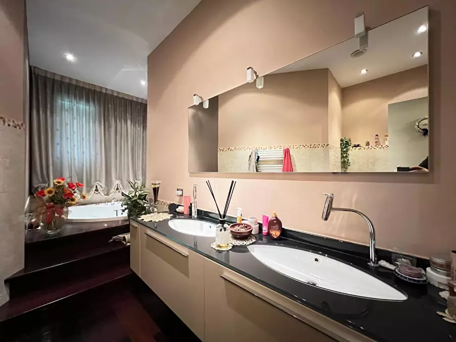 Immagine 23 di Casa semindipendente in vendita  a Empoli