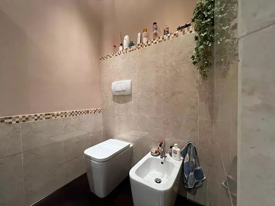 Immagine 21 di Casa semindipendente in vendita  a Empoli