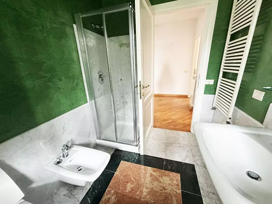 Immagine 7 di Villa in vendita  a Calcinaia