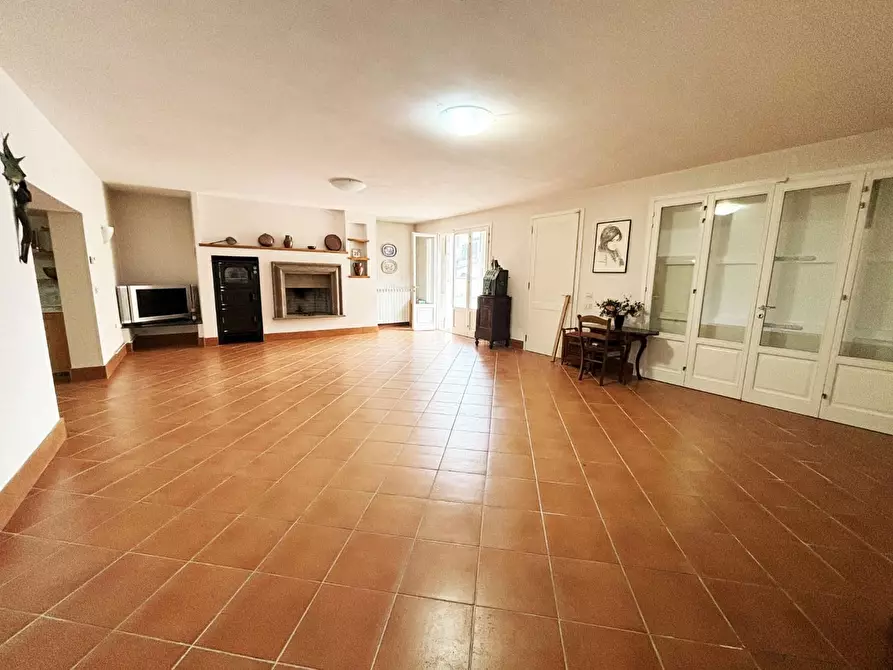 Immagine 21 di Villa in vendita  a Calcinaia