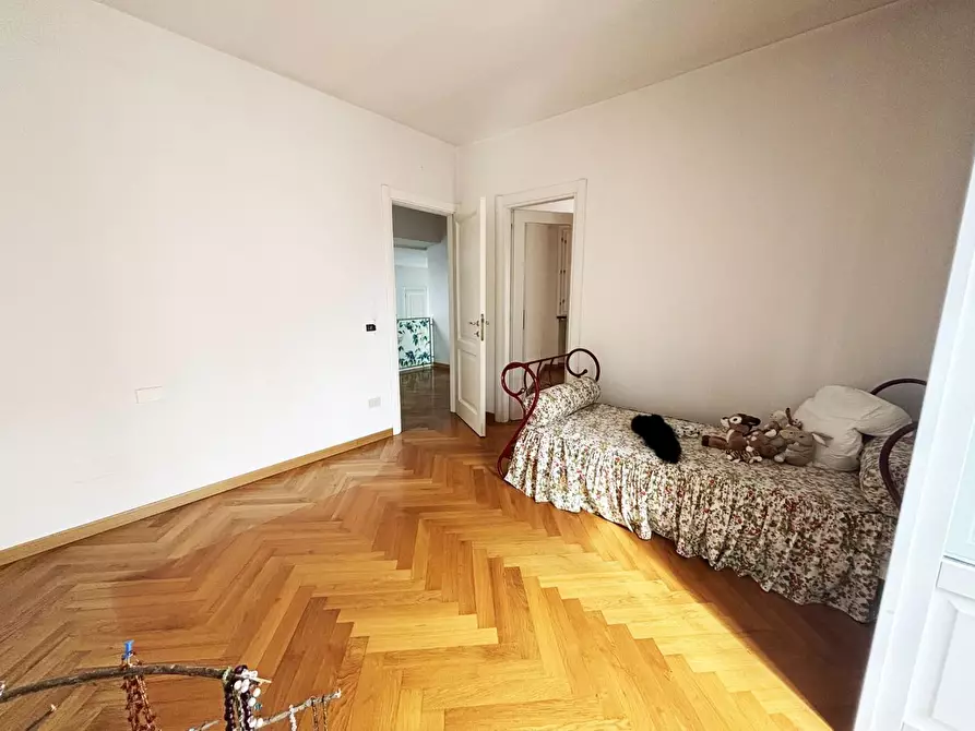 Immagine 10 di Villa in vendita  a Calcinaia