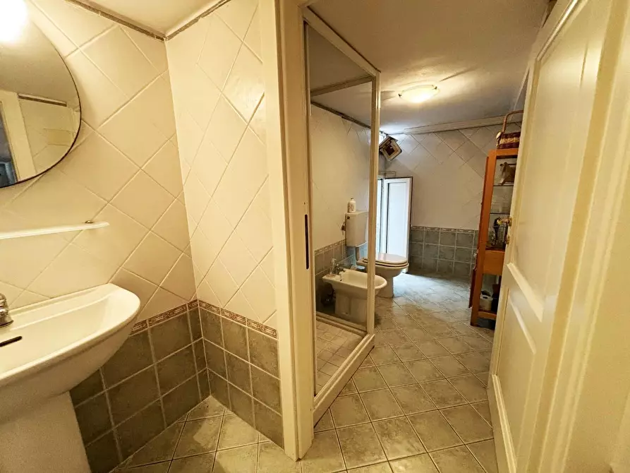 Immagine 27 di Villa in vendita  a Calcinaia