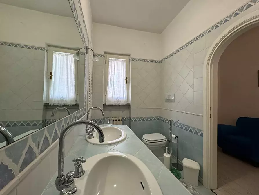 Immagine 20 di Villa in vendita  a Forte Dei Marmi