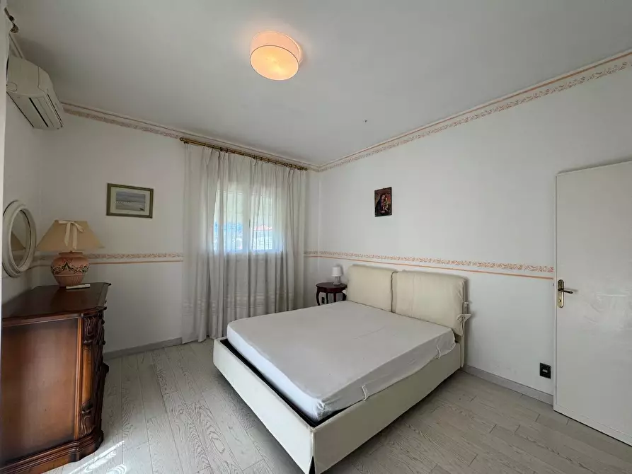 Immagine 14 di Villa in vendita  a Forte Dei Marmi