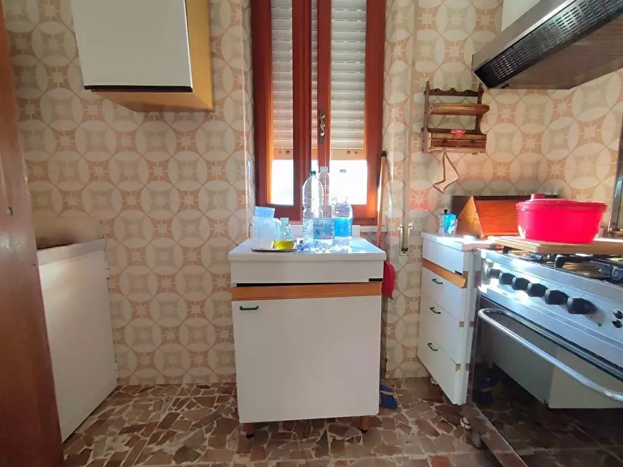 Immagine 9 di Casa indipendente in vendita  a Carrara