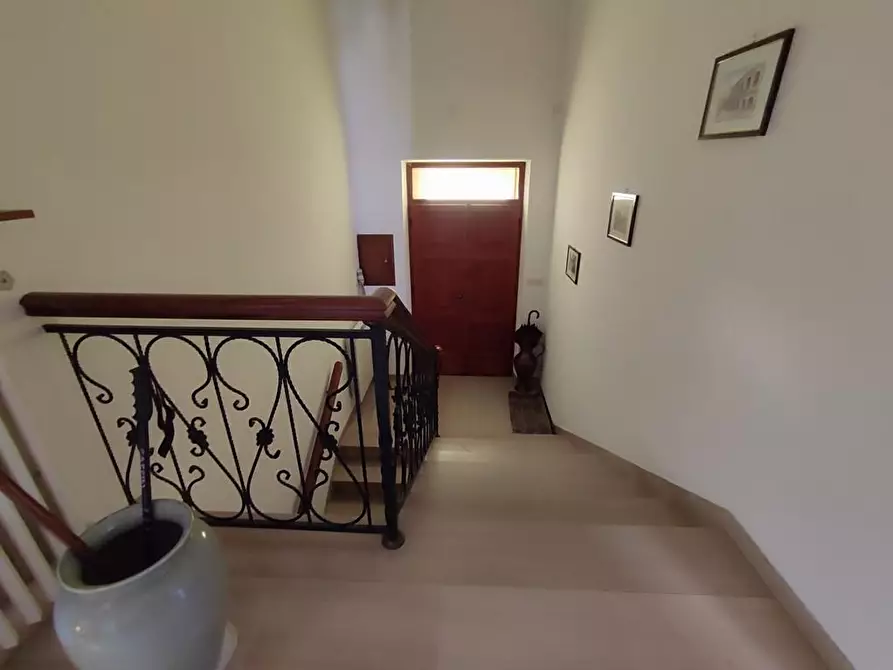 Immagine 6 di Casa indipendente in vendita  a Carrara