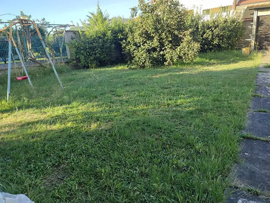 Immagine 5 di Casa indipendente in vendita  a Carrara