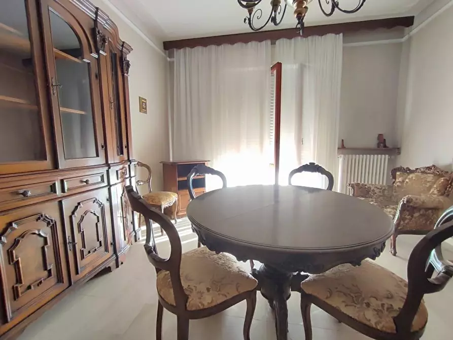 Immagine 11 di Casa indipendente in vendita  a Carrara