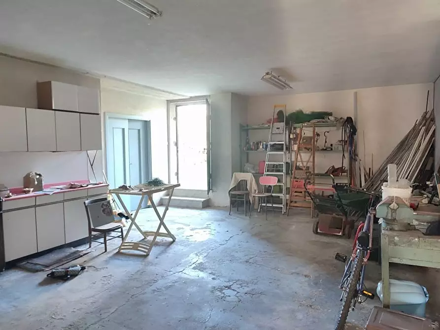 Immagine 19 di Casa indipendente in vendita  a Carrara