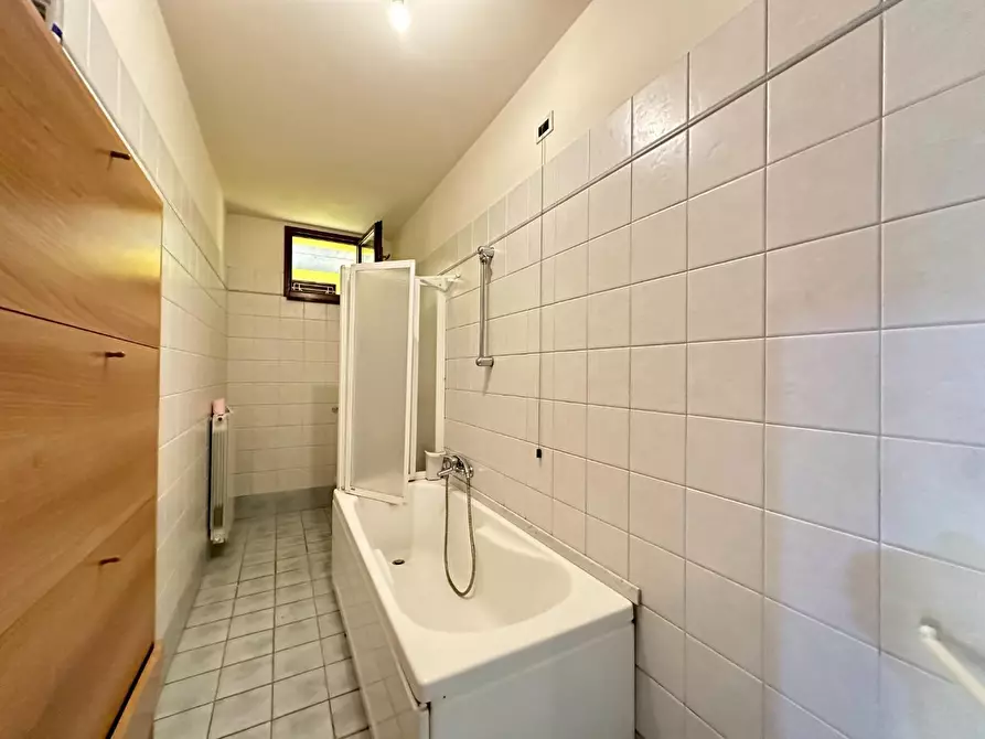 Immagine 16 di Appartamento in vendita  a Capannori