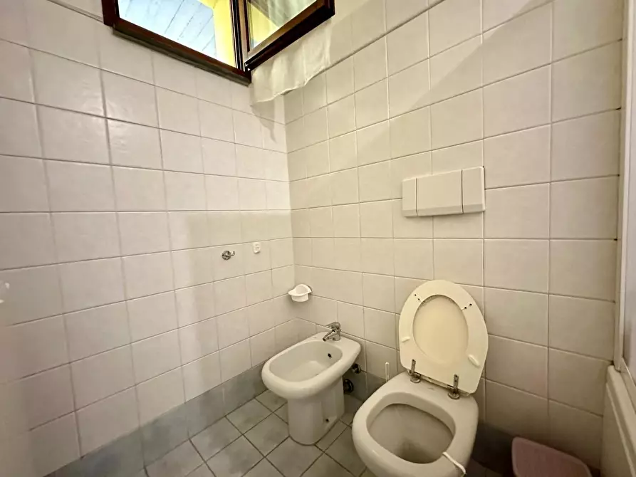 Immagine 18 di Appartamento in vendita  a Capannori