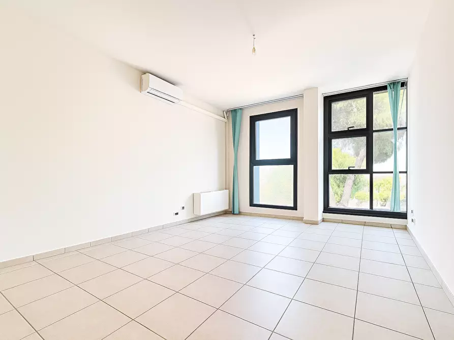 Immagine 4 di Ufficio in vendita  a Pontedera