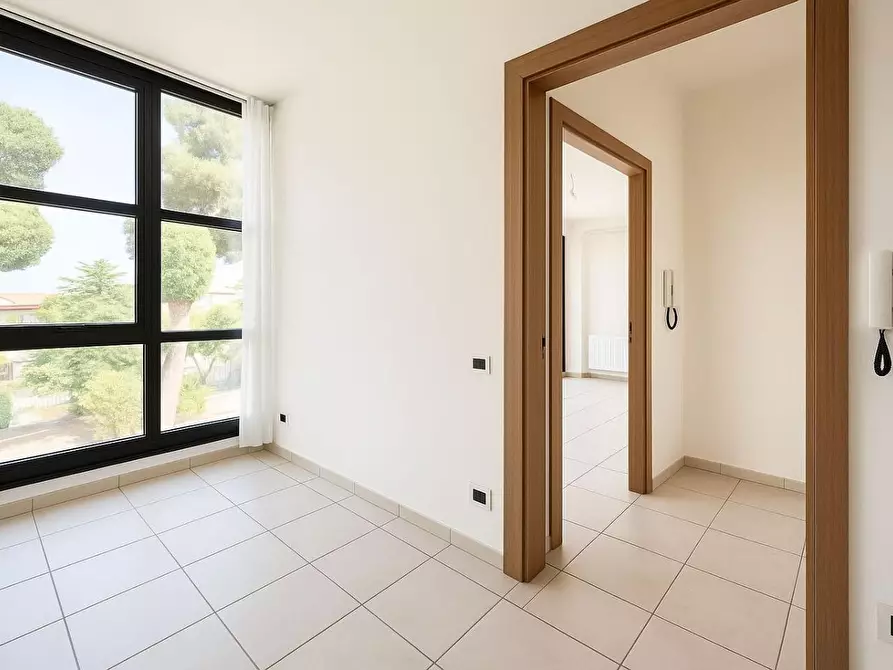 Immagine 6 di Ufficio in vendita  a Pontedera