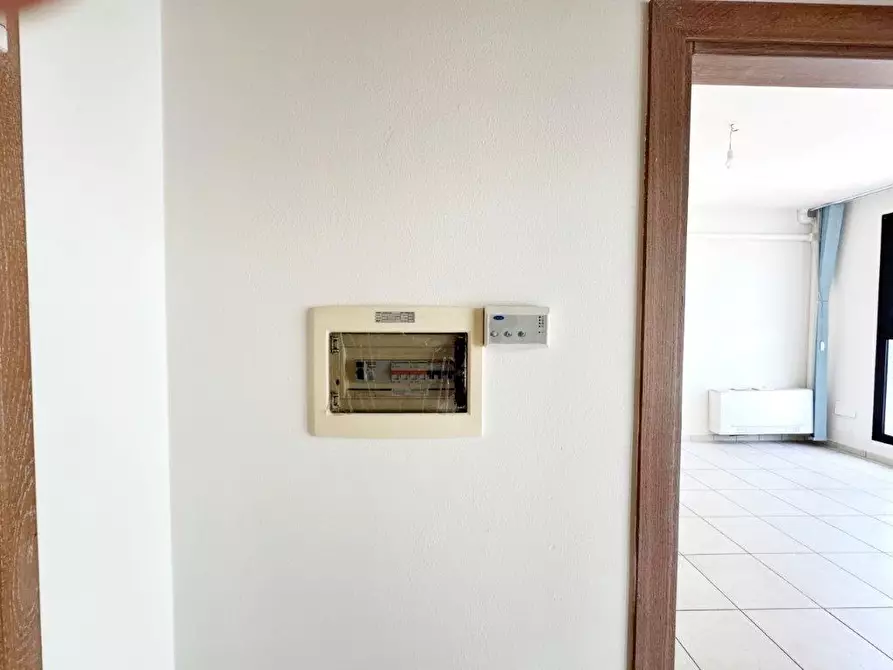 Immagine 17 di Ufficio in vendita  a Pontedera