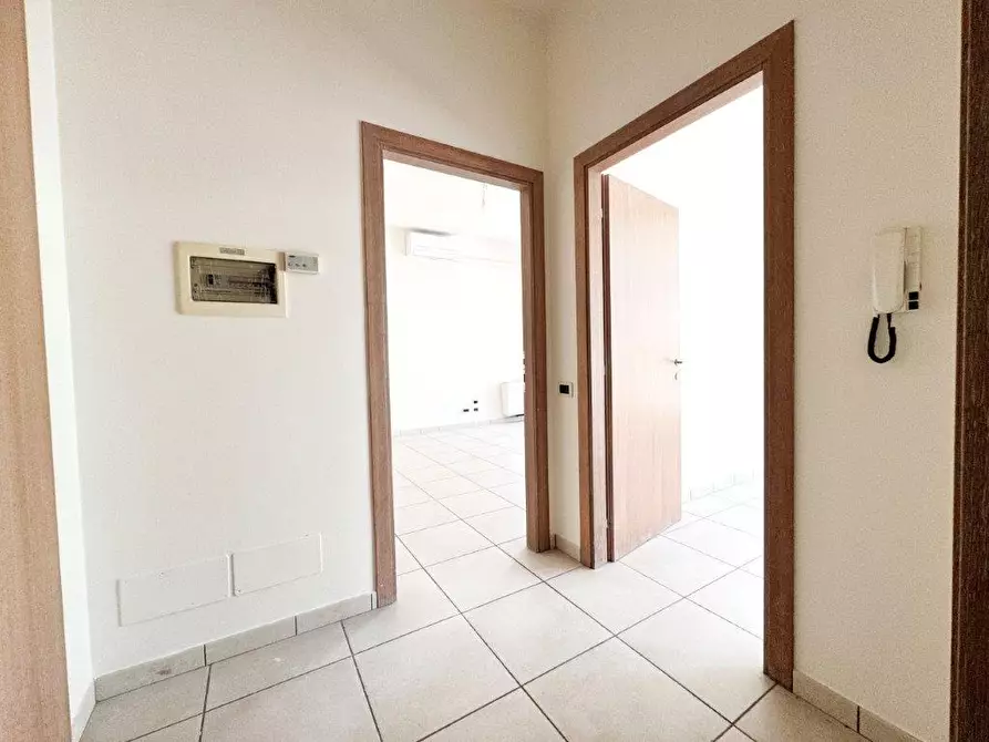 Immagine 8 di Ufficio in vendita  a Pontedera