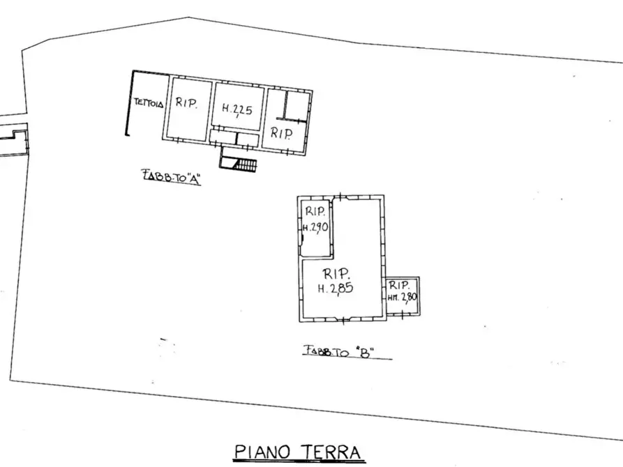 Immagine 1 di Casa colonica in vendita  a Forte Dei Marmi