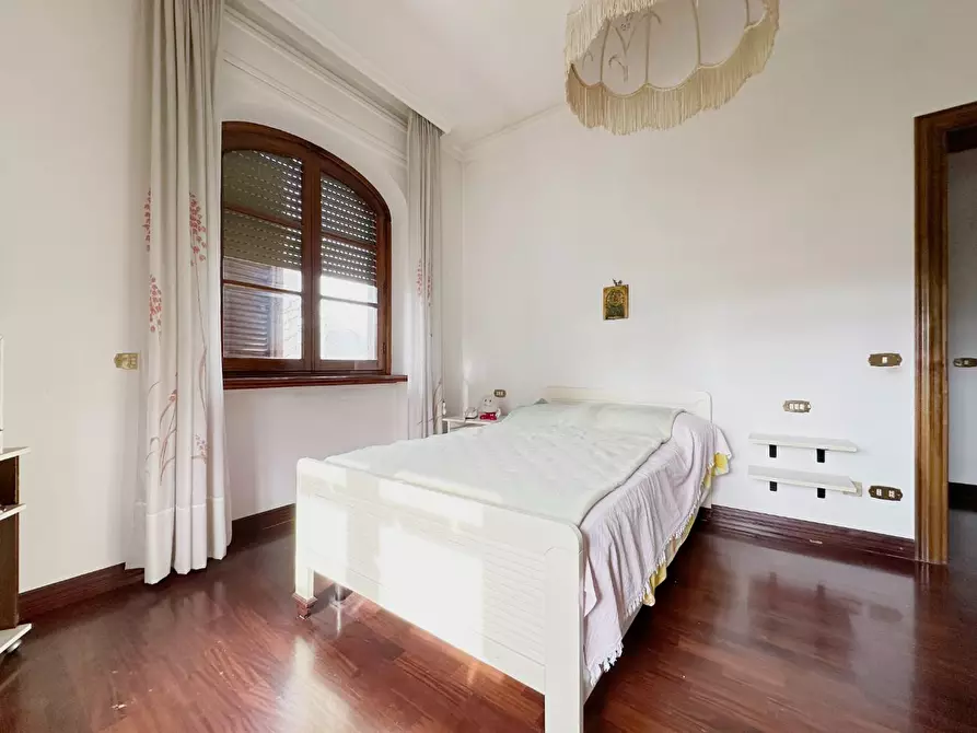 Immagine 31 di Villa in vendita  a Lucca