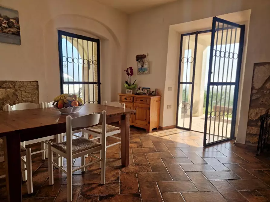 Immagine 15 di Villa in vendita  a Rosignano Marittimo