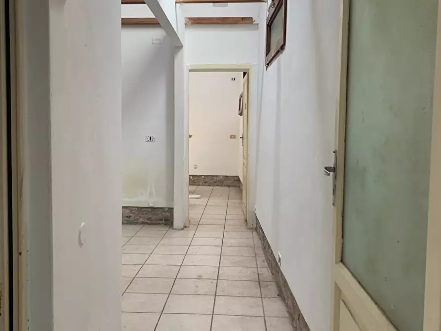 Immagine 7 di Appartamento in vendita  a Pisa