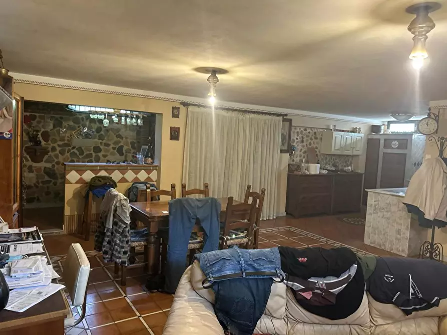 Immagine 37 di Villa in vendita  a Massarosa