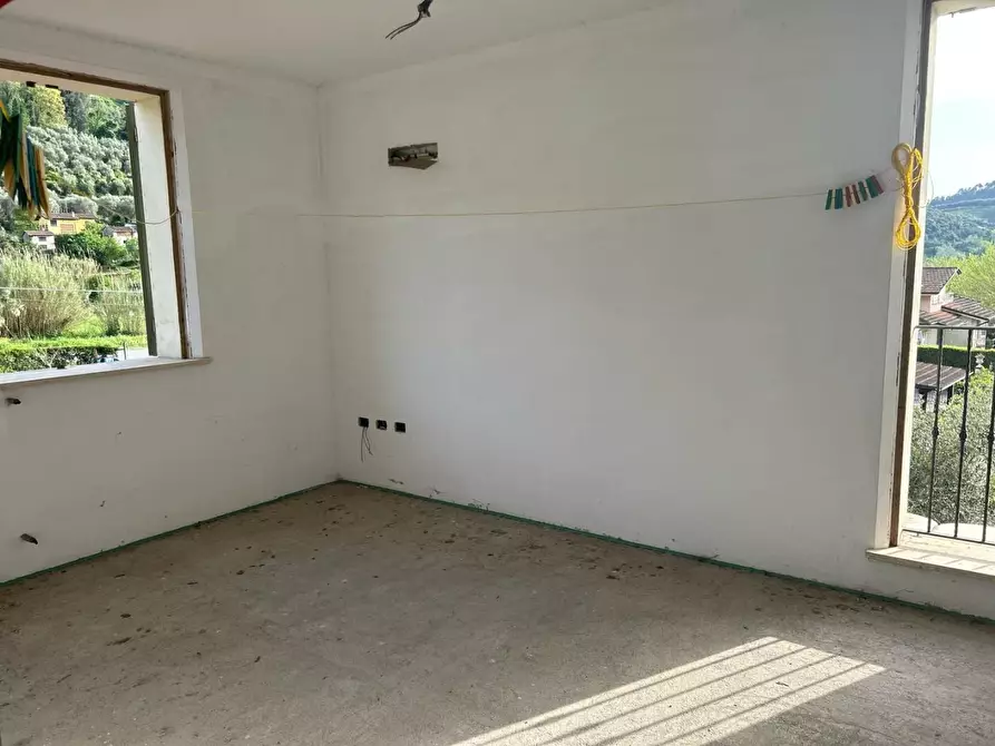 Immagine 20 di Villa in vendita  a Massarosa