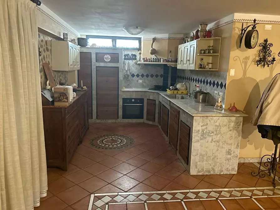 Immagine 34 di Villa in vendita  a Massarosa