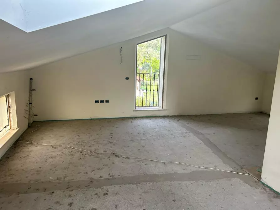 Immagine 29 di Villa in vendita  a Massarosa