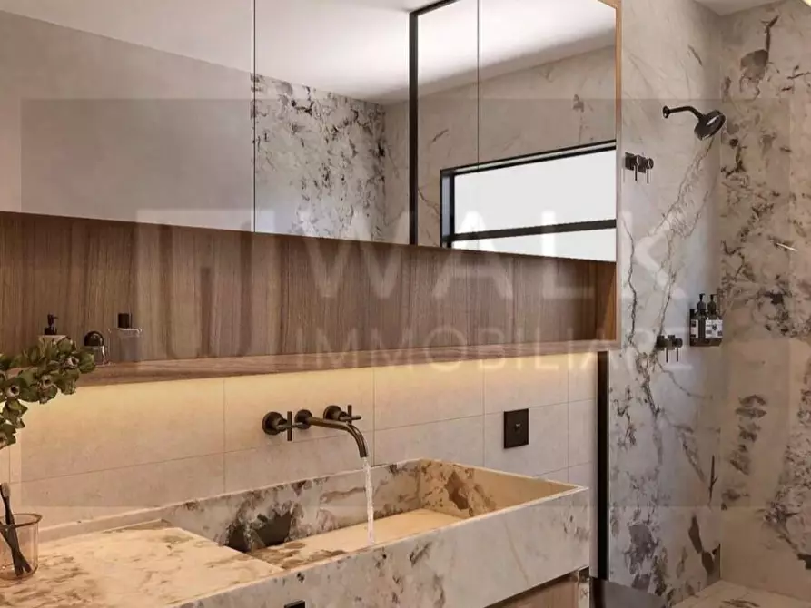 Immagine 5 di Villa in vendita  a Massarosa