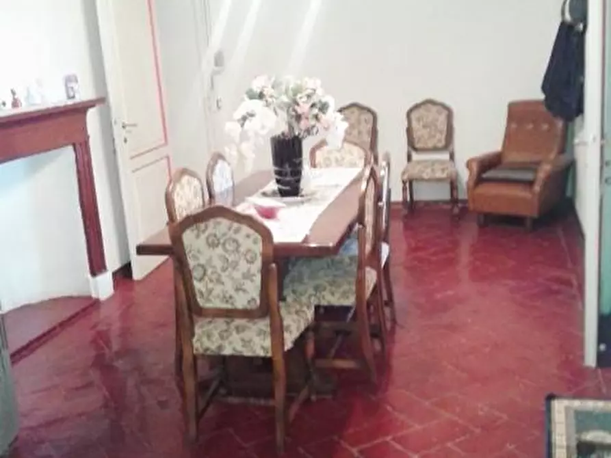 Immagine 38 di Palazzo in vendita  a Colle Di Val D'elsa