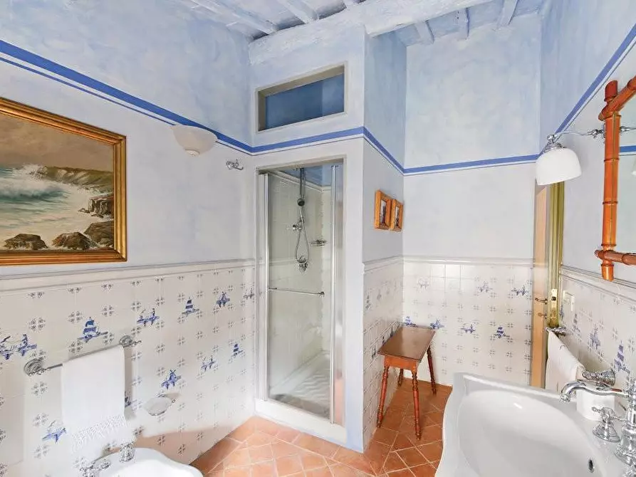 Immagine 9 di Immobile di prestigio in vendita  a Larciano