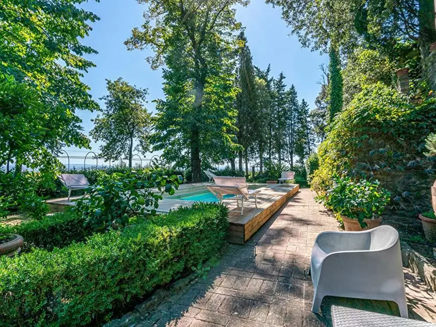 Immagine 44 di Immobile di prestigio in vendita  a Larciano