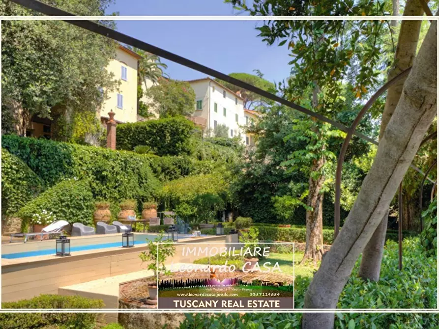 Immagine 2 di Immobile di prestigio in vendita  a Larciano