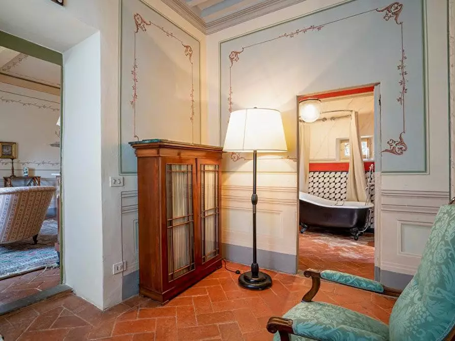 Immagine 16 di Immobile di prestigio in vendita  a Larciano