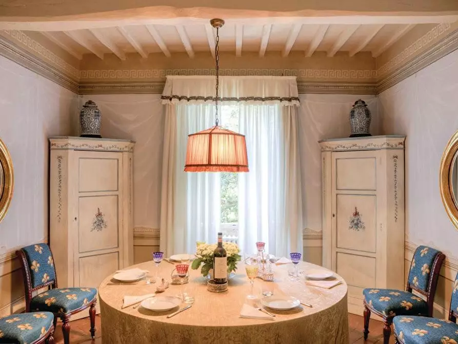 Immagine 35 di Immobile di prestigio in vendita  a Larciano