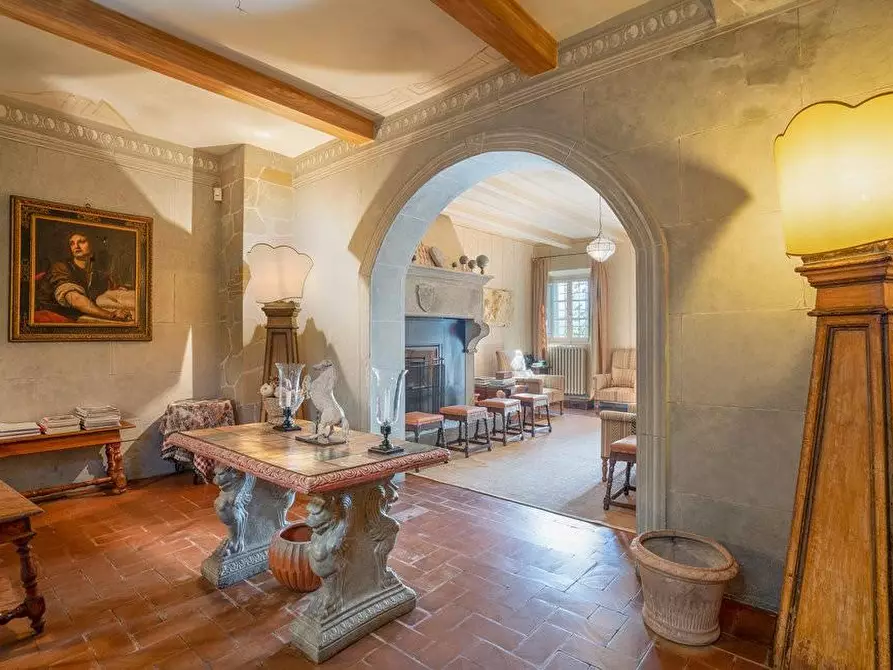 Immagine 24 di Immobile di prestigio in vendita  a Larciano