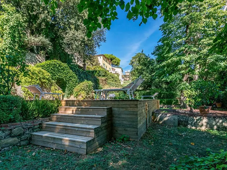 Immagine 47 di Immobile di prestigio in vendita  a Larciano