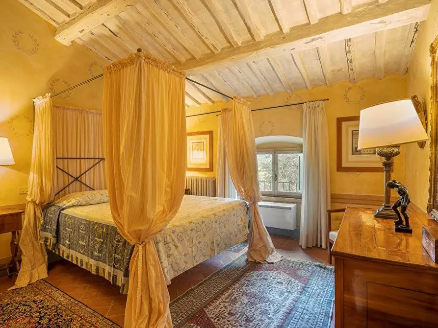 Immagine 19 di Immobile di prestigio in vendita  a Larciano