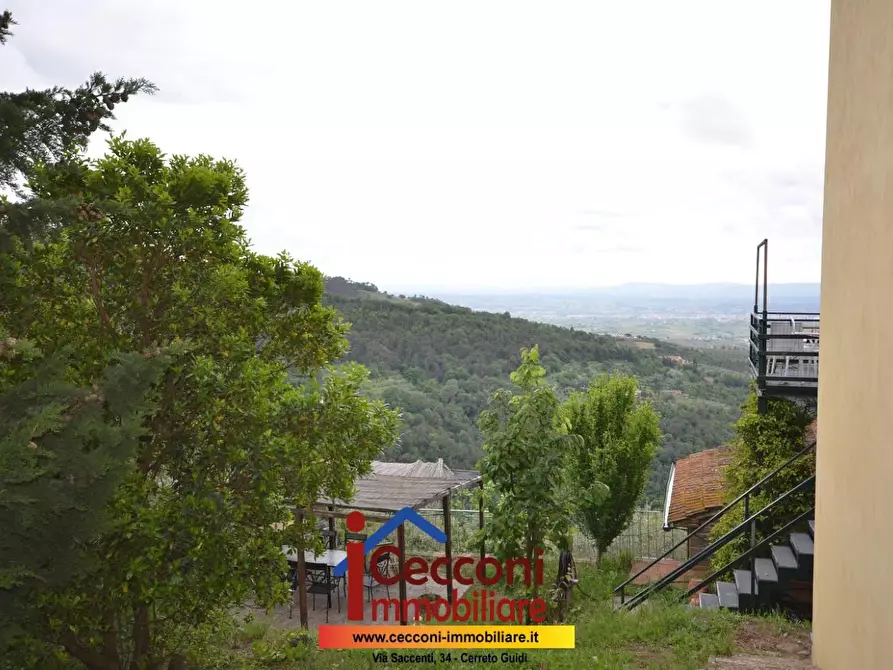 Immagine 10 di Appartamento in vendita  a Vinci