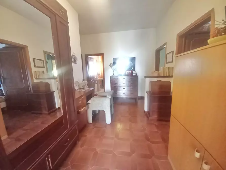 Immagine 15 di Appartamento in vendita  a Cecina