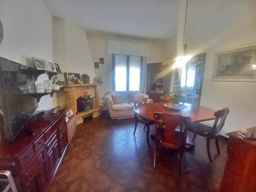 Immagine 9 di Appartamento in vendita  a Cecina