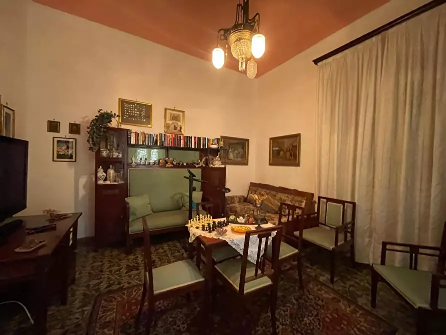 Immagine 17 di Villa in vendita  a Capannori