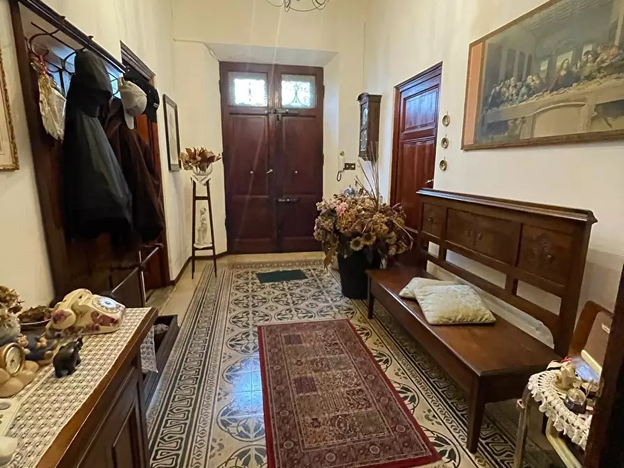 Immagine 15 di Villa in vendita  a Capannori