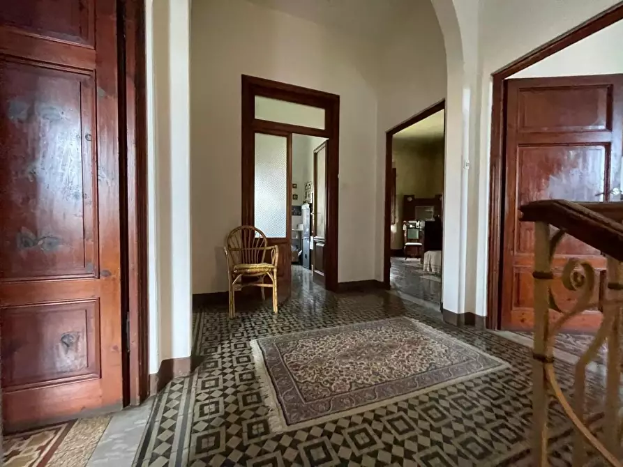 Immagine 14 di Villa in vendita  a Capannori