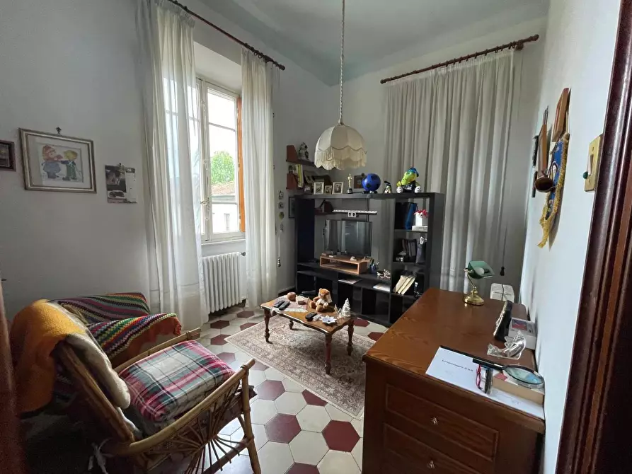 Immagine 28 di Villa in vendita  a Capannori