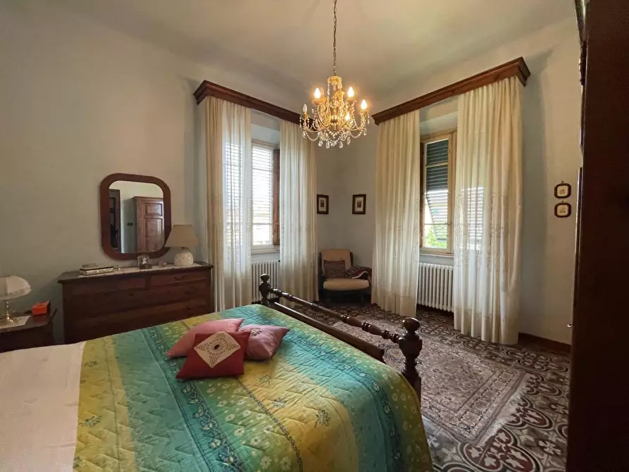 Immagine 22 di Villa in vendita  a Capannori