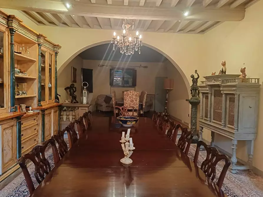 Immagine 33 di Villa in vendita  a Lucca