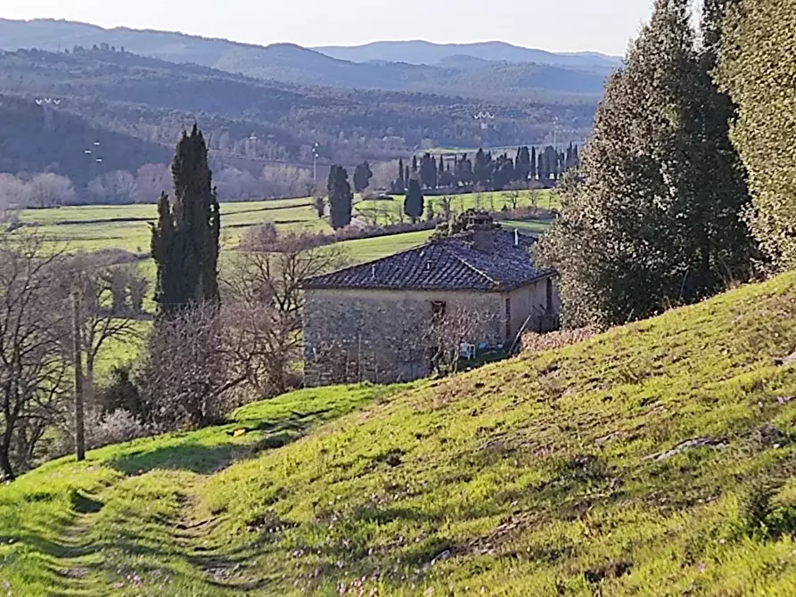 Immagine 1 di Casa colonica in vendita  a Casole D'elsa