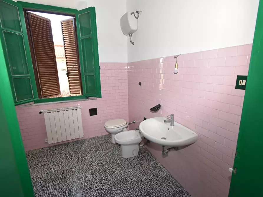 Immagine 15 di Casa indipendente in vendita  a San Giuliano Terme